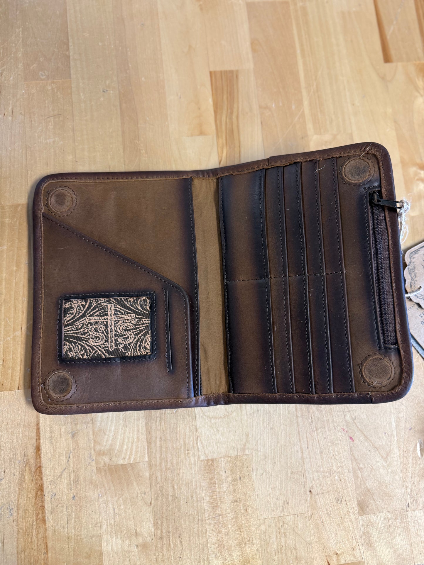 Cowhide Magnetic Wallet