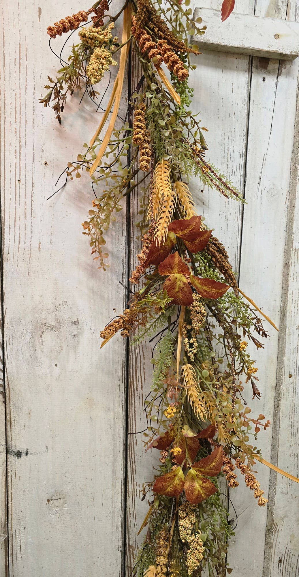 A Fall Gathering Garland