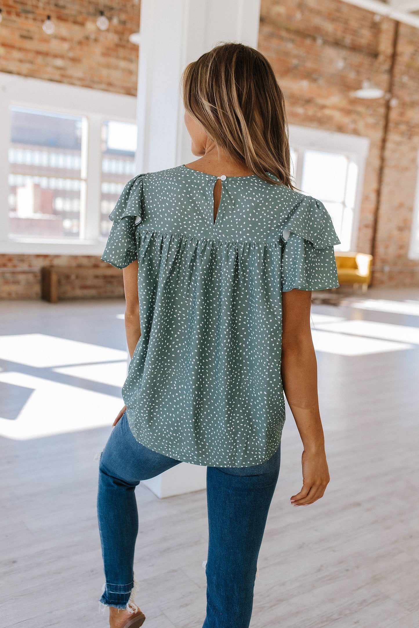 Laurel Pleated Ruffle Blouse: Laurel Green