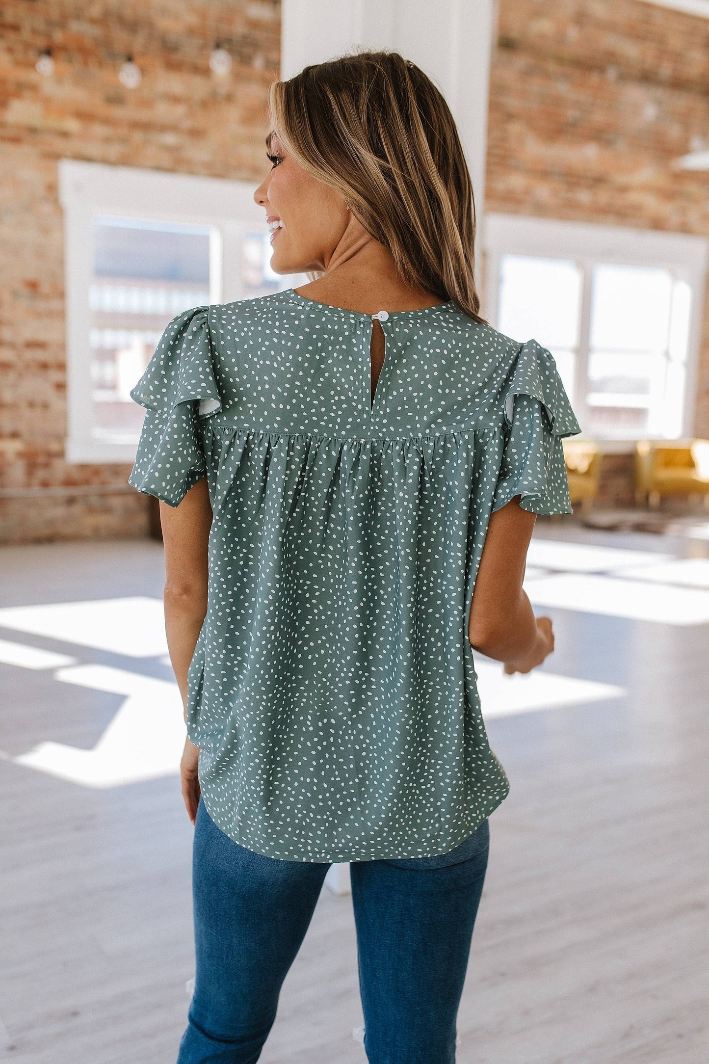 Laurel Pleated Ruffle Blouse: Laurel Green