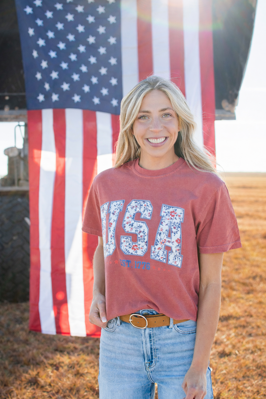 Westen Patriotic Floral 'USA' Washed Red Graphic Tee