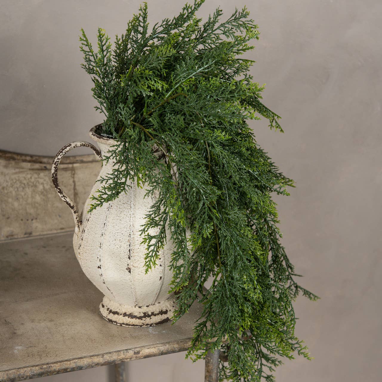 34" RED CEDAR HANGING BUSH