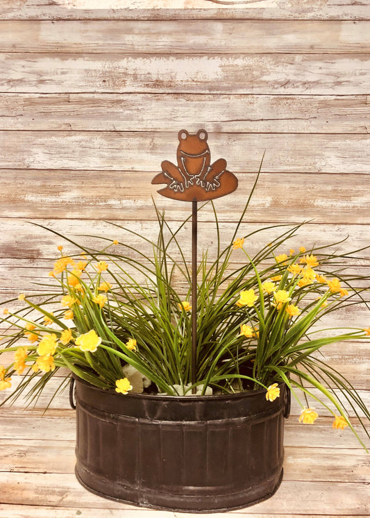Frog on Lily Pad Garden Plant Stake